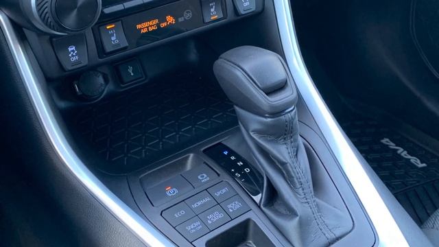 2021 Toyota Rav4 AWD LE Silver sky Metalic (D955A) - Bathurst Toyota