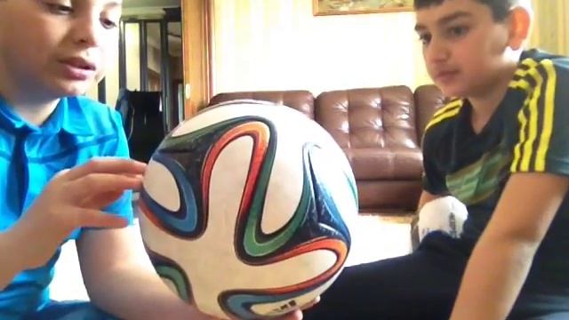 Обзор мячей и сороконожек смотреть онлайн
