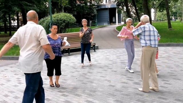 Ах, Одесса Сад Шевченко Харьков Август 2022 смотреть онлайн