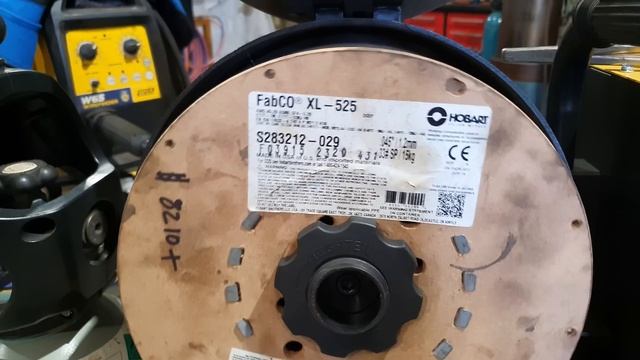 Replacing BROKEN Eye & Repair CRACKED Cylinder for D10 Dozer | Machining, Welding, Milling смотреть онлайн