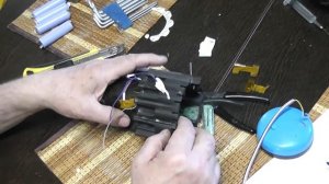 ? ? Ремонт Пылесоса  Бош Атлет 18 вольт, замена аккумуляторов 18650, плюсом  почистил помпу.