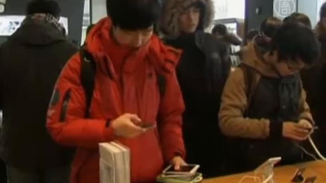 Южнокорейцы дождались iPhone 5 смотреть онлайн