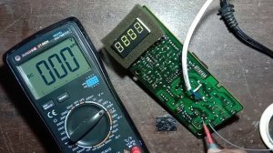 Microwave oven power IC voltage checking. ( LNK 564PN ).