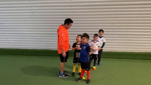Детская Футбольная секция в Шымкенте BABY FOOTBALL. Тренировка по голландской методике смотреть онлайн