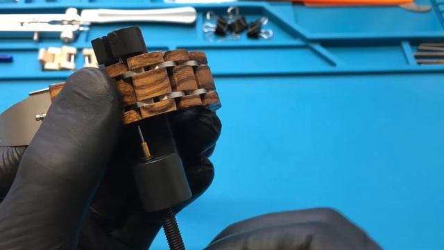 Как укоротить браслет деревянных часов / How to remove links from a wooden watch band смотреть онлайн