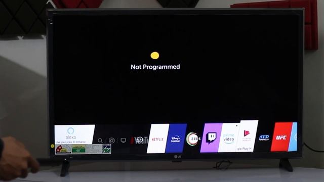 Best 32 Inch IPS LED TV By LG 32LM560 '"Unboxing & Review " смотреть онлайн