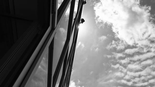 13 - Vierzon Sky. To the top. смотреть онлайн