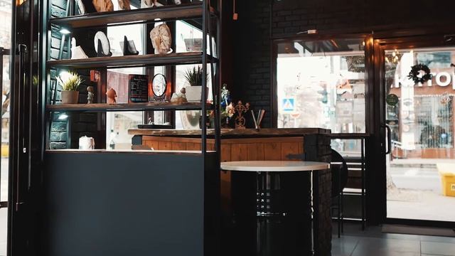 КАШПО ИЗ БЕТОНА, МЕБЕЛЬ ИЗ ДЕРЕВА И МЕТАЛЛА от FreelTeam смотреть онлайн