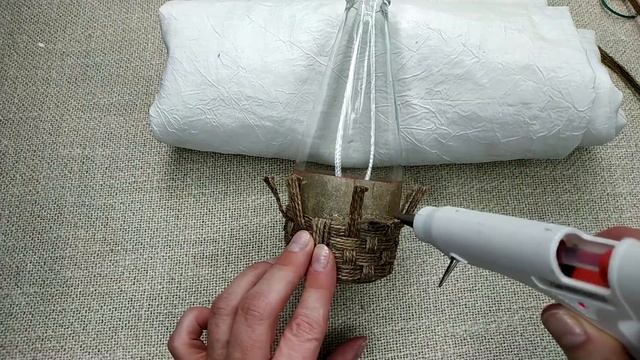Сделала декор бутылки своими руками из джута и сухих цветов. Декор бутылок смотреть онлайн