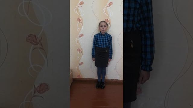 Стихотворение "Дым и Комок" смотреть онлайн