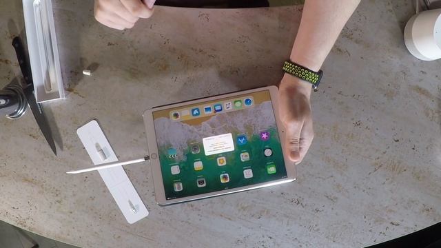 Apple Pencil распаковка
