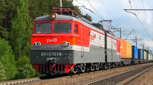 «Гость из Уфы». ВЛ10У-514 с грузовым контейнерным поездом