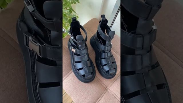 Сандалии CorsoComo Оригинал ✔️ Полностью натуральные ✔️ Для связи со мной W/A, T/M, V/B 89831076743 смотреть онлайн