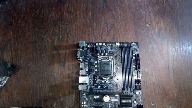 Материнская плата Gigabyte GA-B250M-DS3H смотреть онлайн
