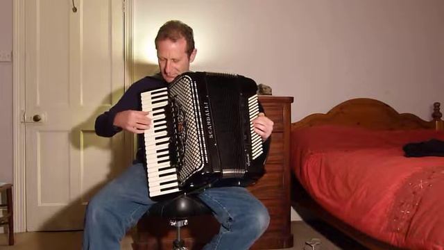 Oren Stone playing Ta Jalousie смотреть онлайн