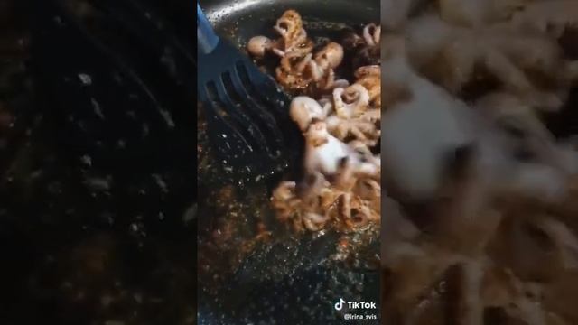 БЕЙБИ ОСЬМИНОЖКИ! А ВЫ ПРОБОВАЛИ? :) #shorts смотреть онлайн