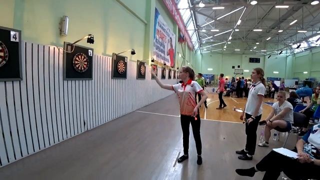 Дартс бросок. Харитонова Арина смотреть онлайн