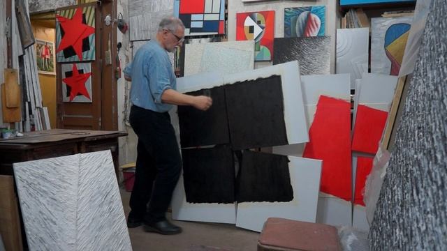 В мастерской художника Александра Юликова #Александр_Юликов #Мастерская_художника #Живопись смотреть онлайн