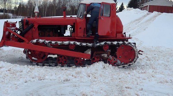 Движение на тракторе