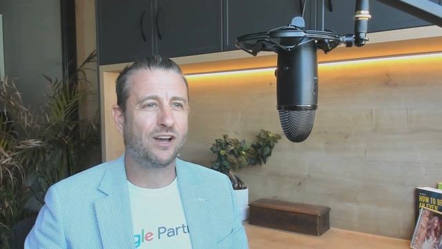 The # 1 Question eCommerce Owners Ask Us V4 смотреть онлайн