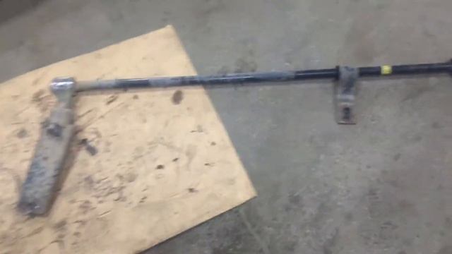 Торсион левый Мерседес 163 ML A1633230665, 1633230665