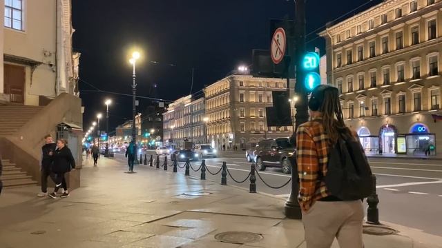 REALLY?! HERE IS THE REAL RUSSIA NOW ?? Atmosphere of the streets of Saint Petersburg - Walking tou смотреть онлайн