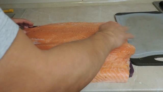 Сухой посол. Малосольная кета, горбуша, лосось ПЕТР СЕВЕР - КУЛИНАРИЯ. ENG SUB смотреть онлайн