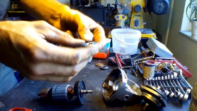 Болгарка Макита (Makita 9069) Ремонт, замена якоря и статора. #makita #9069 смотреть онлайн