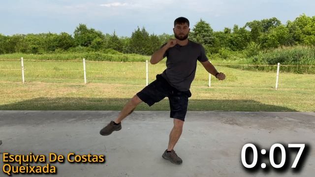 Introduction to Martial Arts (Day 17 of 30) Capoeira - Queixada смотреть онлайн