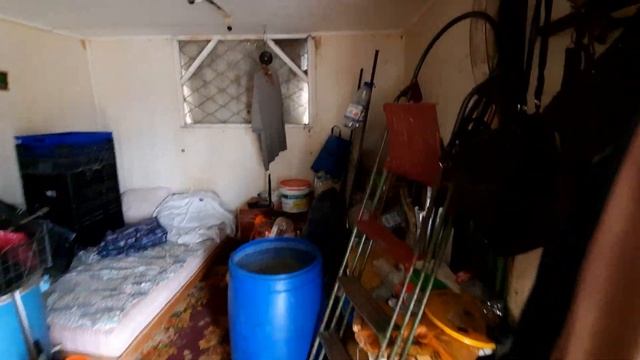 Продам дачный участок площадью 10 соток с коммуникациями в селе Вареновка рядом с Таганрогом смотреть онлайн