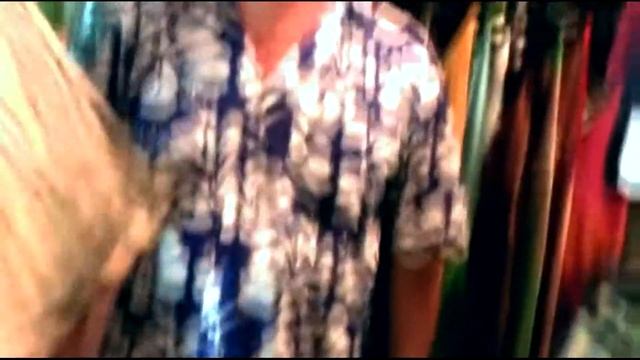 Ночной рынок Гоа, шопинг и развлечения Индия Shopping in the night market, Goa, India смотреть онлайн