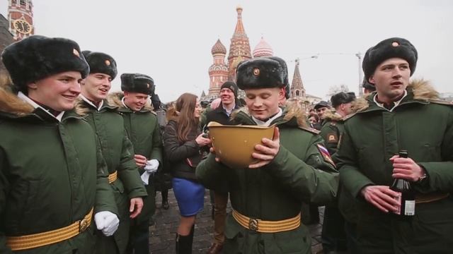 Выпускной Кремлевских курсантов. Организатор мероприятия Ксения Федорович смотреть онлайн