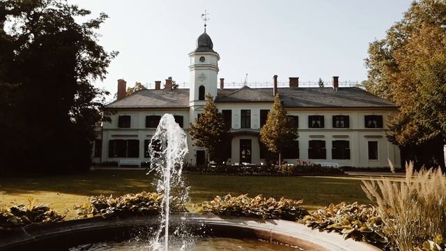 UGUR YAPIM IMAGE-AND COMMERCIALS VIDEO I SCHLOSS BRITZ IN BERLIN смотреть онлайн