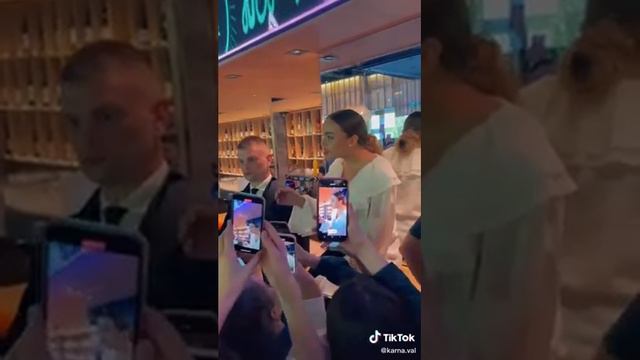 Валя Карнавал красотка самая лучшая красивая девочка на свете 🐻🖤 смотреть онлайн