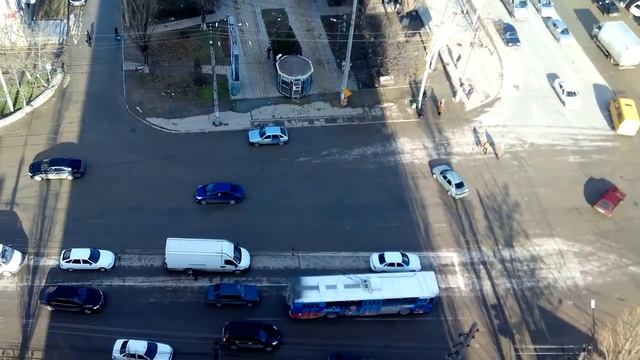 Вид на г. Махачкала с балкона 14 этажа. смотреть онлайн