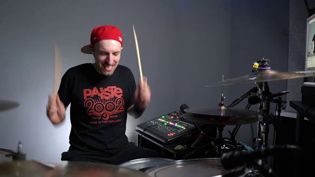Ozzy Osbourne - Crazy Train (drum cover) смотреть онлайн