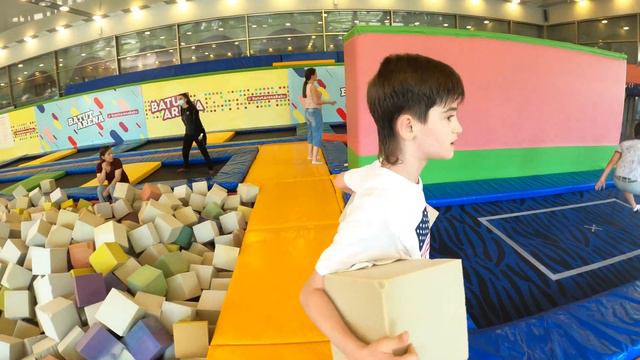 WOW! #БАТУТ центр. #ЧЕЛЛЕНДЖИ и раунды игр на батуте