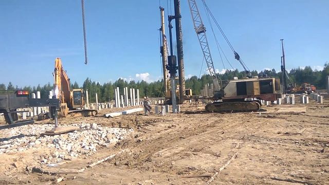 Забивка свай г. Ржев, строительство Агрокомплекса 2018 г. АНЛЕР смотреть онлайн