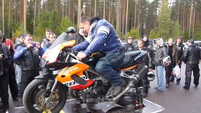 Вилли машина. Закрытие мото сезона 2013 в "Райвола" Санкт Петербург с мото клубом "Ночные волки". смотреть онлайн