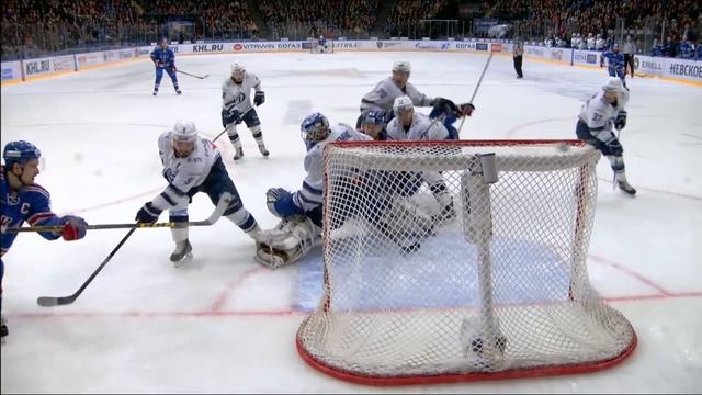 Vadim Shipachyov ties hat-trick against Dynamo in Play-offs смотреть онлайн