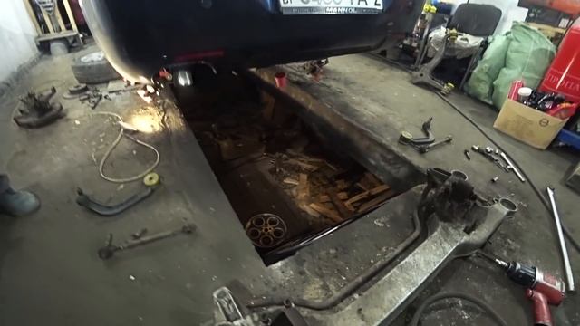 Как убрать "ДОМИК" на Alfa Romeo 166. How to remove camber Alfa Romeo 166 смотреть онлайн