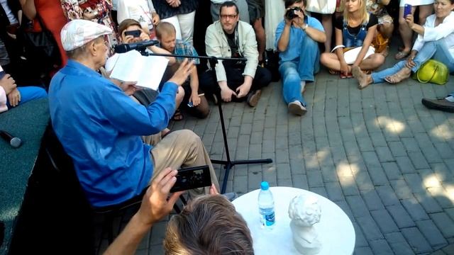 Поэт Евгений Евтушенко в Казани в 2014 году смотреть онлайн