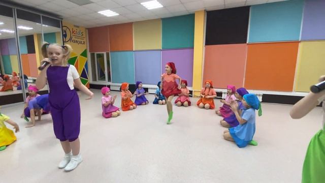 Конкурсный номер "Ягодки" смотреть онлайн