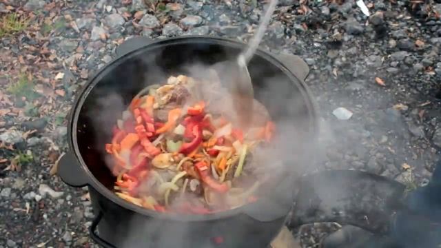 Каурма Шурпа, Жареный суп в казане на костре. смотреть онлайн