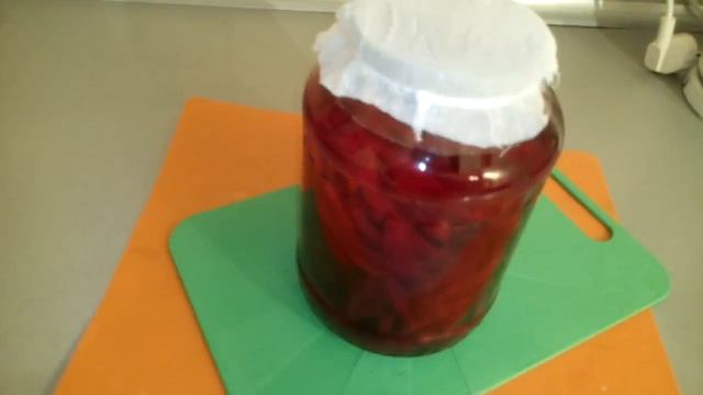 ЧИСТИТ ПЕЧЕНЬ, КРОВЬ, ЛИМФАТИЧЕСКУЮ СИСТЕМУ, ПОЧКИ - СВЕКОЛЬНЫЙ КВАС!!! смотреть онлайн