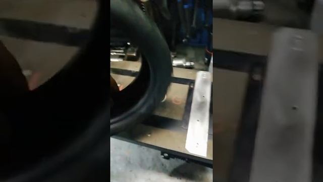 Шиномонтаж безкамерки на koogo g-booster 48v 28a. смотреть онлайн