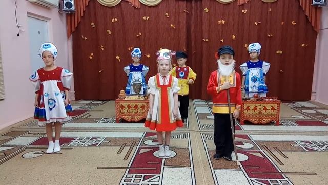 Инсценировка сказки С Михалкова " Как старик корову продавал" смотреть онлайн