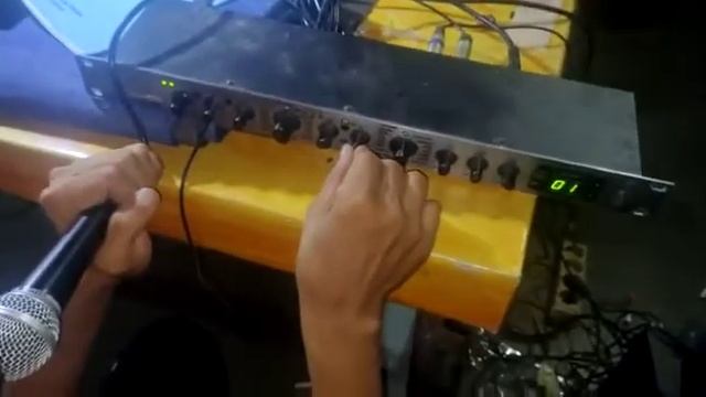 tc electronic M350 effect vocal смотреть онлайн