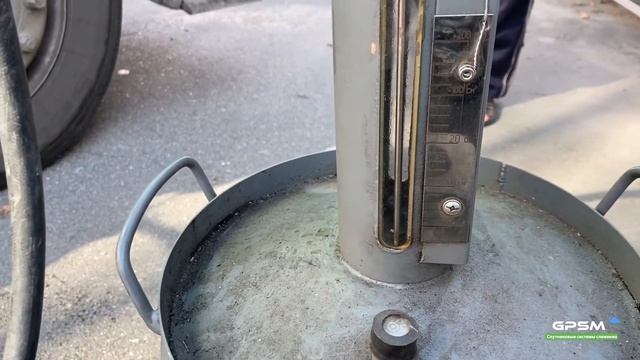 Контрольный слив топлива | Как проверить датчик уровня топлива? смотреть онлайн