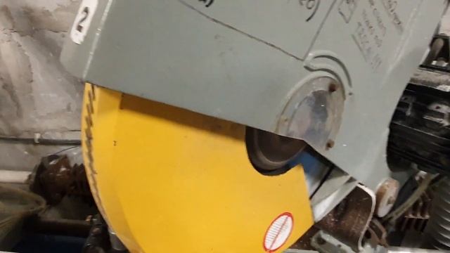 Pertici 400P Двухголовая маятниковая пила для ПВХ и алюминиевого профиля смотреть онлайн